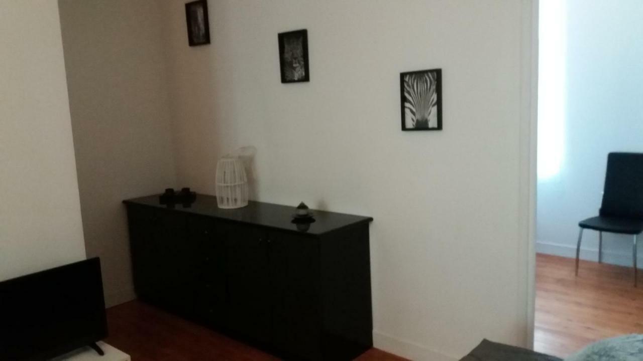 Appartement Taiko La Fleche Bagian luar foto